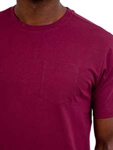 Prix bon marché vente en gros 2024 t-shirts de haute qualité Mehroon couleur O cou demi manches t-shirts poches avant conception de logo personnalisé - Product Image 3