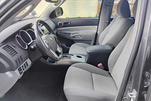 Toyota Tacoma PreRunner Double Cab 2012 d'occasion, 1 propriétaire, pack SR5 Extra Value, provenance Géorgie, peu modifiée - Product Image 5