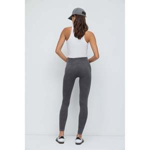 <b>Shaping</b> <b>Leggings</b> - Product Image 6