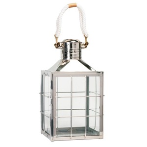 Marco de acabado brillante plateado con farol de metal de la mejor calidad atractivo personalizable con farol y mango de vela hecho a mano de vidrio - Product Image 1