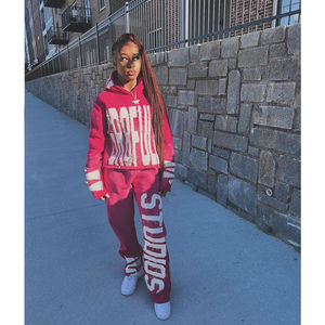 Ensemble survêtement pour femme, sweat-shirt oversize et pantalon ample, écologique, streetwear d'hiver, broderie personnalisée avec patchs délavés, effet délavé à l'acide - Product Image 1