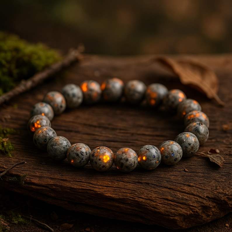 สีเทาเข้ม