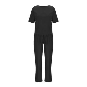 Conjunto de Verano para Mujer Ecológico, Camiseta Básica de Algodón Orgánico Sostenible y Pantalones Cortos Cómodos y Ligeros hasta la Mitad de la Pantorrilla - Product Image 6
