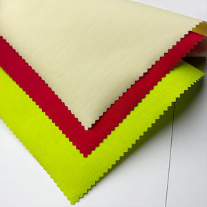 저렴한 가격 도매 방수 430T 태 피터 안감 주름 직물 무료 샘플 40D 나일론 주름 직물 재킷 - Product Image 6