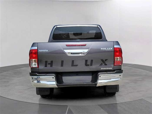 Pick-up 4x4 Diesel Turbo d'occasion 2024 pour Hilux Revo, conduite à gauche, sièges foncés - Product Image 4