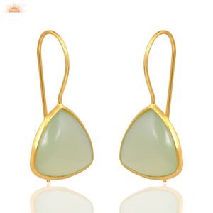 ต่างหูเงินชุบทอง 18k ประดับพลอยเพรนไนต์และแคลซิโดนี สำหรับงานแต่งงาน ผลิตโดยผู้ผลิตเครื่องประดับ - Product Image 2