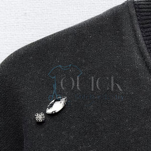 Vente en gros de sweat-shirt d'hiver de haute qualité avec strass sur le devant en polyester/coton anti-rides respectueux de l'environnement et respirant - Product Image 5