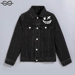 Veste en jean à rabat imprimé Expression pour garçons Fermeture à boutons Col encolure Vêtements décontractés Vestes en jean noir - Product Image 3