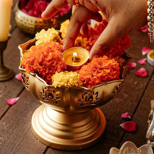 Exquisito cuenco Urli dorado con estilo tradicional contemporáneo para meditación, relajación, regalo de Navidad hecho de metal, vidrio de latón - Product Image 3