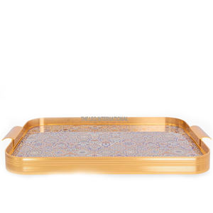 Plateau de service en métal de luxe moderne personnalisé plateau créatif décoratif multifonctionnel pour mariage et ramadan de couleur dorée - Product Image 1