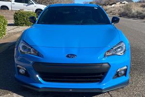 Subaru BRZ Serie 2016 en buen estado, poco usado, color HyperBlue. - Product Image 4
