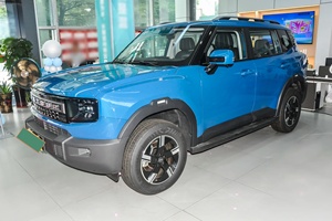 SUV Todoterreno Compacto de Carrocería Cuadrada y Resistente, Opciones de Motor Turbo 1.5T/2.0T, Transmisión Automática, Neumáticos Todoterreno R18, 601-700 km de Autonomía - Product Image 4