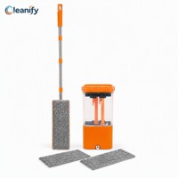 OEM ODM Ensemble serpillière à essorage et seau, serpillière plate à essorage par pression, manche en acier inoxydable 130 cm, tampon en microfibre, vente en gros, logo personnalisé, usine