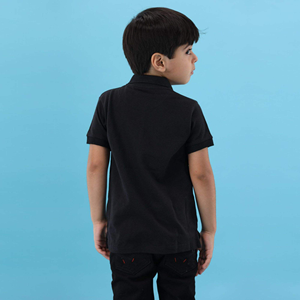 เสื้อโปโลสำหรับเด็กแขนสั้นสีดำปักโลโก้ตามสั่ง100% 220 GSM - Product Image 3