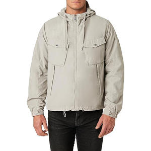 Veste de sport imperméable coupe-vent personnalisée pour hommes, tissu léger avec fermeture à glissière et impression - Product Image 1