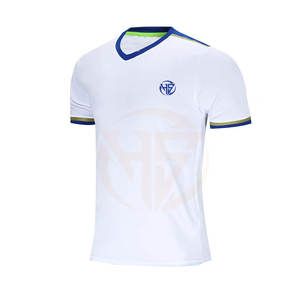 Maillot de football pour hommes avec logo personnalisé OEM, fabrication professionnelle, maillot de football de haute qualité avec design personnalisé - Product Image 3