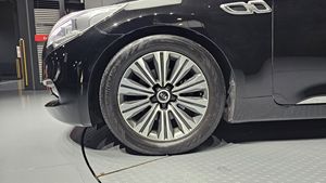Kia K9 3.3 GDI Prestige 2014 - Product Image 4