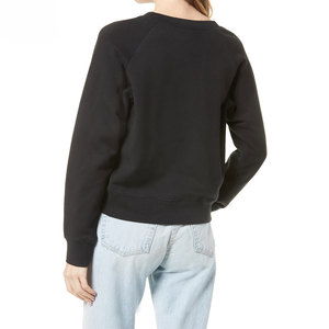 Sweat à capuche en coton respirant anti-rides pour femmes avec manches longues et logo avant hauts courts tricotés personnalisés pour l'hiver vente en gros - Product Image 3