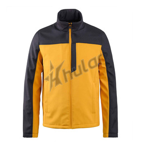 Veste softshell sportive pour hommes, design personnalisé OEM, coupe-vent respirant à séchage rapide avec col à capuche pour la randonnée - Product Image 1
