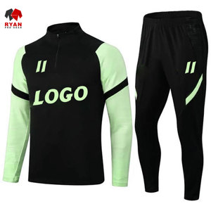 ชุดวอร์มออกแบบพิเศษสำหรับผู้ชายจาก Ryan Pro Gear เนื้อผ้านุ่มสบาย ระบายอากาศได้ดี พร้อมโลโก้สั่งทำ เป็นมิตรต่อสิ่งแวดล้อม - Product Image 3