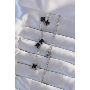 สร้อยคอ316L เหล็กสีเงินมินิมอลสีดำเคลือบโคลเวอร์ - Product Image 2