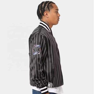 Chaquetas Varsity de Satén para Hombre, Chaquetas de Béisbol Letterman de Satén, Chaquetas Bomber de Satén Personalizadas Unisex para Hombre - Product Image 3