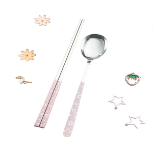 Palillos de Metal hechos a mano, juego de palillos de Sushi reutilizables chinos para Fideos, juego de palillos de acero inoxidable con logotipo personalizado japonés - Product Image 1