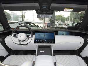 Vehículo Eléctrico de Energía Nueva Usado 2025 en Buenas Condiciones, Bajo Kilometraje, Listo para Conducir, Calidad Perfecta xx - Product Image 4