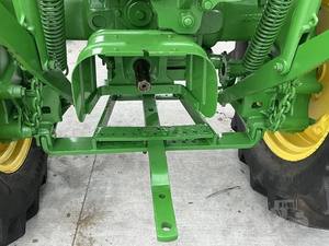 1960 Johnn Deere 330 4WD Tracteur à roues 70-120HP Mini tracteur de jardin avec boîte de vitesses de pompe à moteur d'entraînement 4x4 - Product Image 4