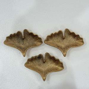 Tazón de Metal con Diseño Moderno Hecho a Mano con Forma de Hoja para Frutos Secos, Tazones Decorativos para Decoración del Hogar, Plato de Servir Antiguo para el Hogar - Product Image 3