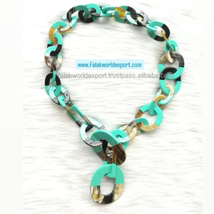 Collier en résine élégant Collier rond de haute qualité et élégant Bijoux de mode pour femmes Partyware de Falak World Export - Product Image 1