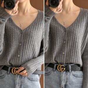 เสื้อคาร์ดิแกนผู้หญิงแบบลำลอง ผ้าถักริบ กระดุมผ่าหน้า ทรงเข้ารูป คอวี ยืดหยุ่น นุ่มสบาย แขนยาว น้ำหนักเบา - Product Image 3