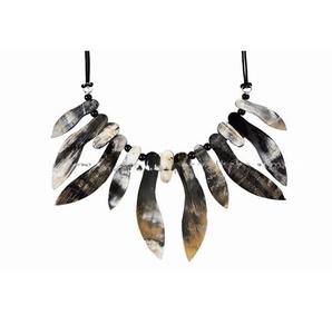 Collier de luxe en corne de buffle fait à la main, bijoux naturels et durables pour femmes, haute qualité - Product Image 3