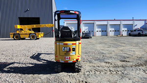 รถขุดขนาดเล็ก รุ่นใหม่ Cat 301.5 รถขุดตีนตะขาบขนาดกะทัดรัด ระบบไฮดรอลิก บุ้งกี๋ขนาดใหญ่ เหมาะสำหรับงานขุดและก่อสร้าง - Product Image 2