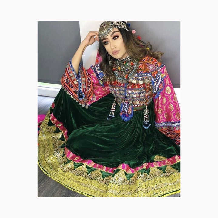 アフガニスタンのシャルワール・カミーズ（女性用）、インドの民族衣装