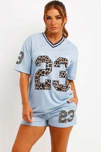 Maillot et short de football américain personnalisé pour femmes, imprimé léopard par sublimation, ensemble streetwear d'été, maillot col en V deux pièces - Product Image 2