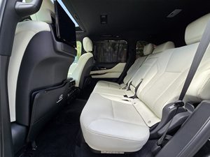 รถมือสอง LEXUS LX600 ปี 2023 พวงมาลัยซ้าย/ขวา - Product Image 3