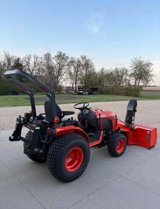 Pour tracteur 4x4 B2601 25-120 CV, pompe moteur de qualité supérieure, haute performance, conçue pour une efficacité maximale, agriculture - Product Image 3