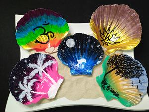 Fourniture directe en usine de coquillages naturels peints à la main du Vietnam Idéal pour la décoration de la maison de plage et l'affichage intérieur tropical - Product Image 6