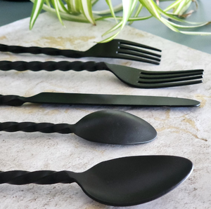 Couverts en acier inoxydable faits à la main cadeau élégant vaisselle couteau cuillère fourchette maison restaurant mariage décor couverts ensemble - Product Image 2