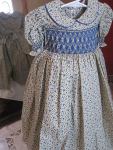 Niños pequeños nuevos vestidos de primavera ahumados para niñas con diseño de flores suave cómodo elegante duradero de moda ligero transpirable - Product Image 6