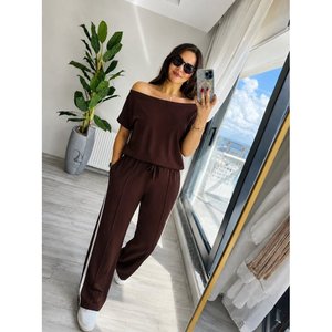 Ensemble deux pièces pour femme, chemisier asymétrique en viscose à deux fils et pantalon avec détail rayé sur le côté, 36518 - Café - Product Image 1