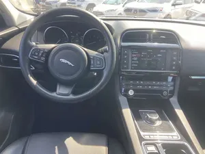 จากัวร์2018 F-PACE 2พรีเมี่ยม - Product Image 5