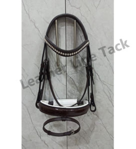 Venta caliente de cuero marrón inglés caballo brida Bling Clear Crystal Brow Band blanco acolchado tocado fabricación del mejor precio - Product Image 1