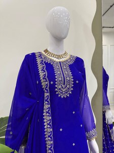 Conjunto Sharara de Diseñador, Salwar Kameez, Ropa Étnica Elegante para Fiesta, Tonos Clásicos, Tela Premium de Georgette Sintética, Reversible - Product Image 5