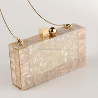AALIYAN IMPEX Bolso de Mano Tipo Clutch de Resina con Diseño de Arte Folclórico Europeo para Mujer, Decoración y Regalo para Bodas, Modelo AI-R-C-30