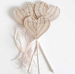 ไม้กายสิทธิ์หวายสำหรับเด็ก,ทำด้วยมือธรรมชาติไม้กายสิทธิ์ของเล่นเด็กทำจากหวายผลิตในเวียดนาม - Product Image 2