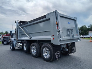 Camión Pesado T880 Gris <span class=keywords><strong>2010</strong></span> Usado, Transmisión Automática, Motor Diésel 451-500hp Euro 6, Tracción 8x4, Cámara Trasera, Volante a la Izquierda, FAST - Product Image 2