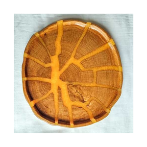 Plateau de service en bois et résine avec poignée en métal, forme et taille personnalisées à un prix très abordable - Product Image 2