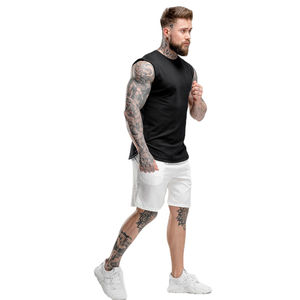 Camiseta sin mangas negra de cuello redondo para hombre de alta calidad Diseño liso con logotipo personalizado Camisa sin mangas para gimnasio Deportes y ropa informal Camisetas sin mangas - Product Image 4